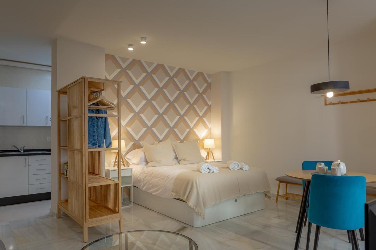 Teatro Suites Malaga Playa Ngoại thất bức ảnh