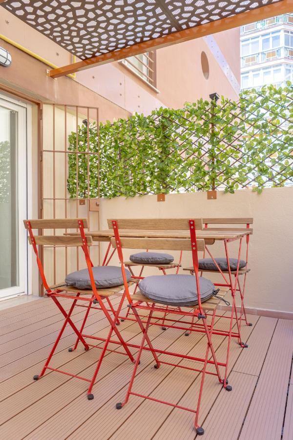 Teatro Suites Malaga Playa Ngoại thất bức ảnh