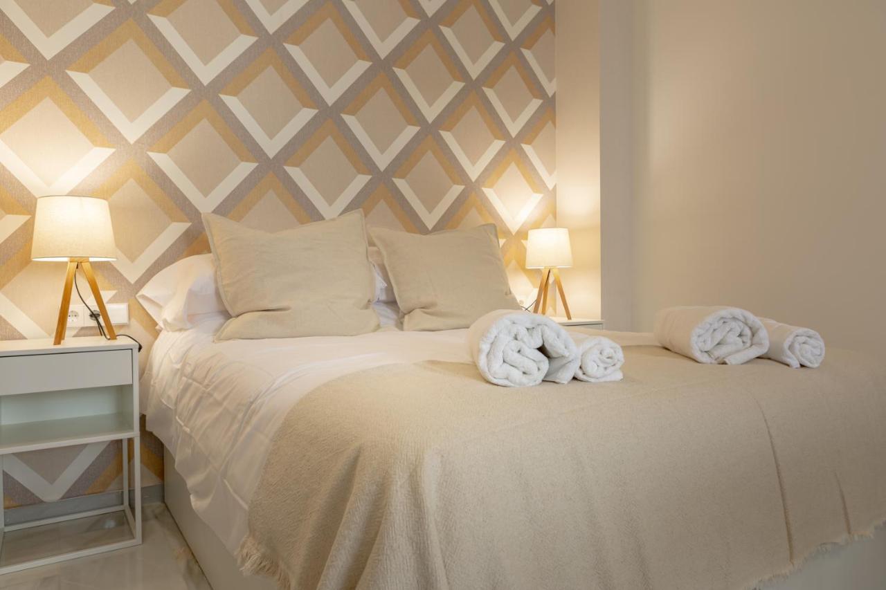 Teatro Suites Malaga Playa Ngoại thất bức ảnh